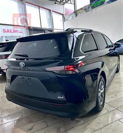 تويوتا سيينا